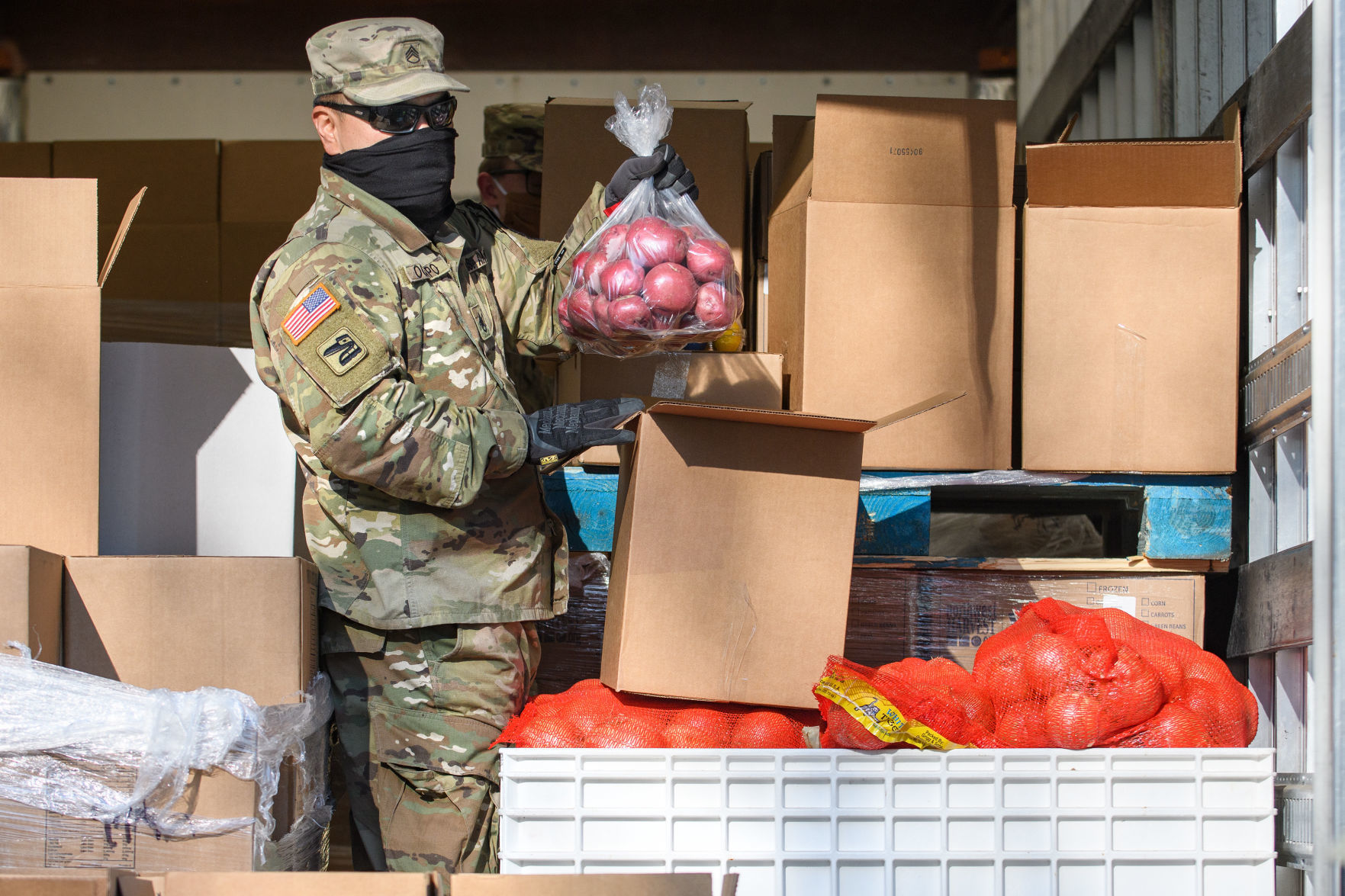 National Guard distributes food